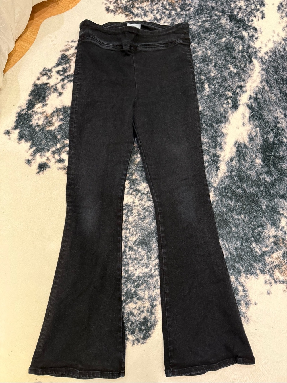 FRAME The Jet Set Flare Jeans